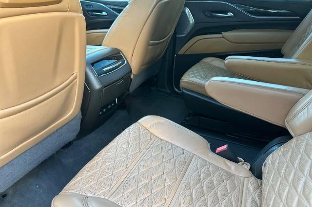 2023 Cadillac Escalade ESV Premium Luxury