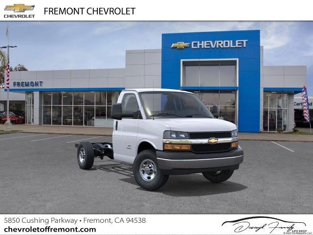 2026 Chevrolet Express Cutaway 3500 Base
