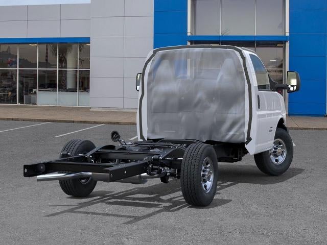 2026 Chevrolet Express Cutaway 3500 Base