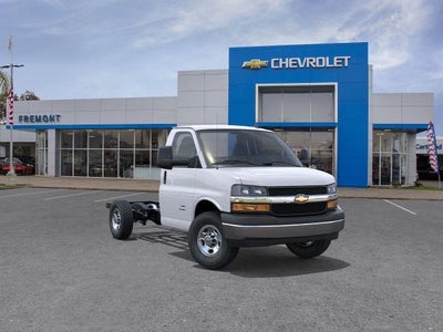 2026 Chevrolet Express Cutaway 3500 Base