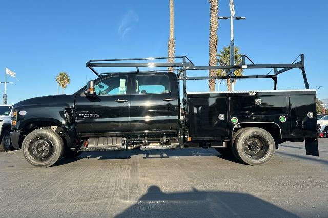 2025 Chevrolet Silverado 4500 HD Work Truck