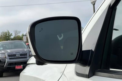 2023 Nissan Frontier Crew Cab PRO-X 4x2