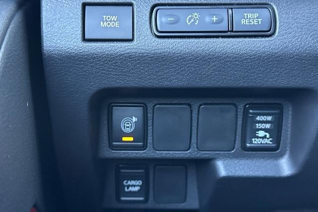 2023 Nissan Frontier Crew Cab PRO-X 4x2