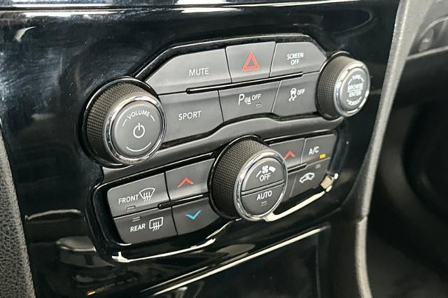 2023 Chrysler 300 300S