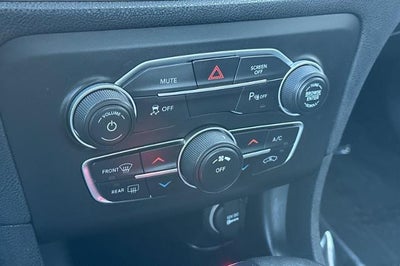 2021 Dodge Charger SXT RWD