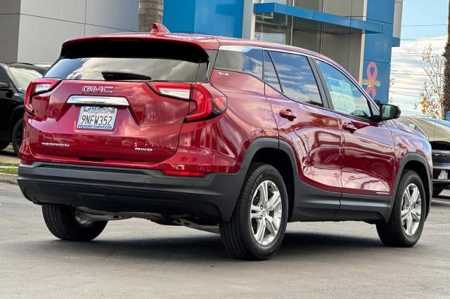 2024 GMC Terrain SLE