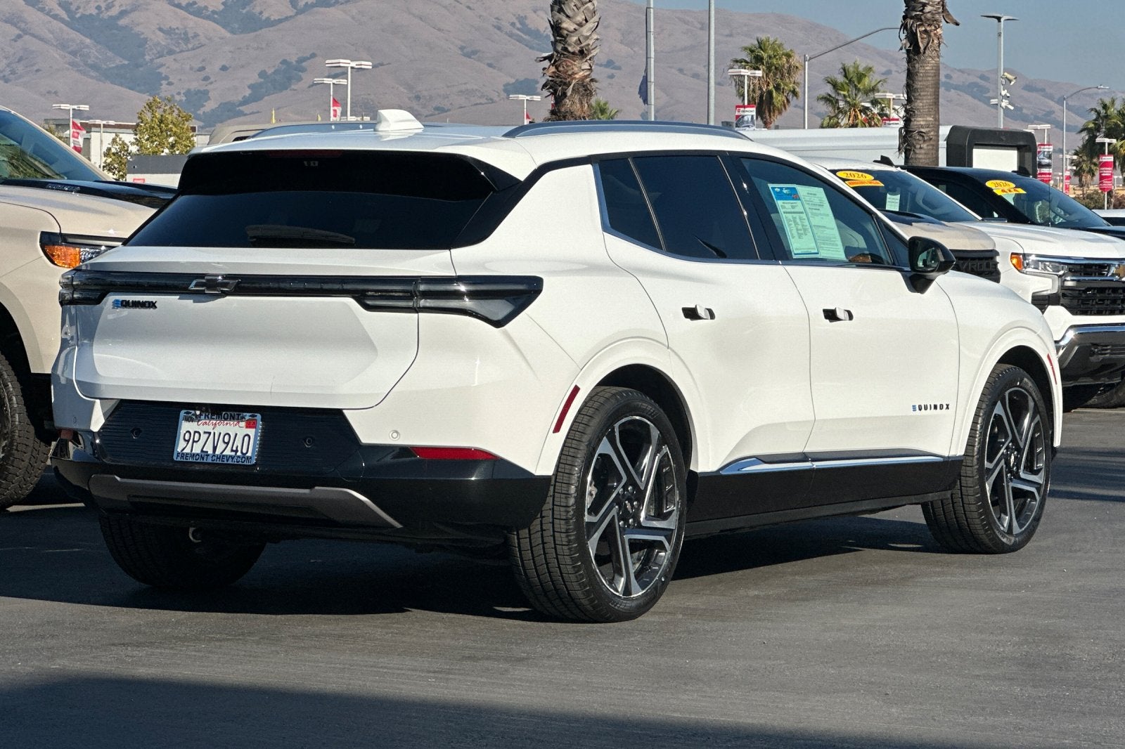 2025 Chevrolet Equinox EV LT