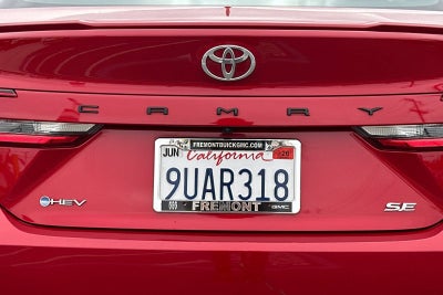 2025 Toyota Camry SE