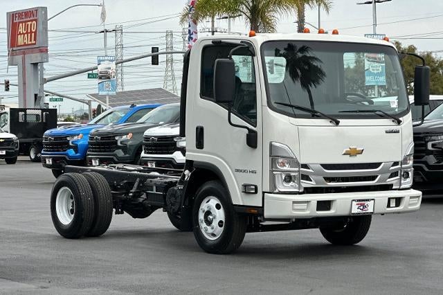 2026 Chevrolet Low Cab Forward 3500 HG 2WD Reg Cab 109"
