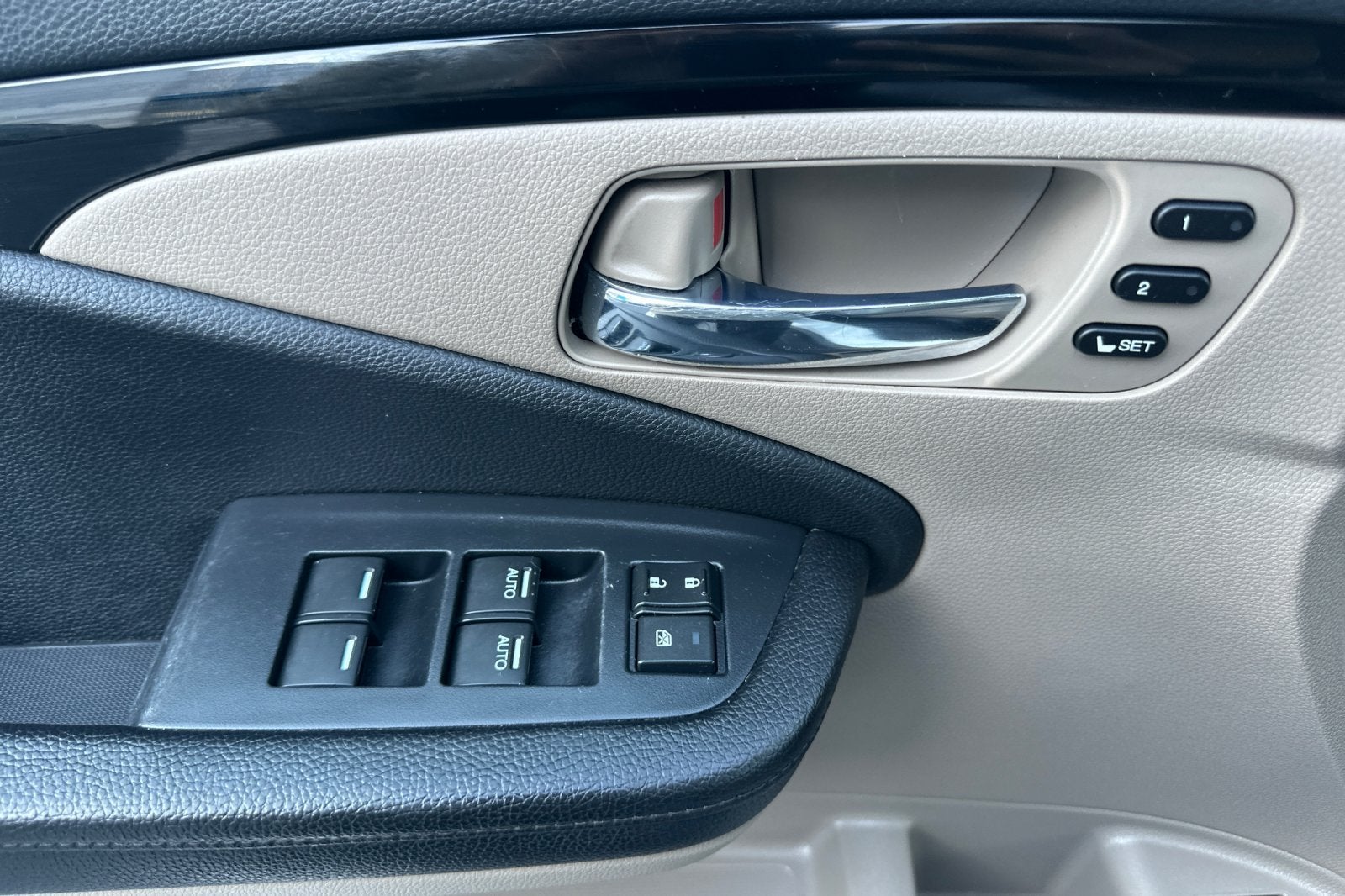 2021 Honda Pilot AWD Elite