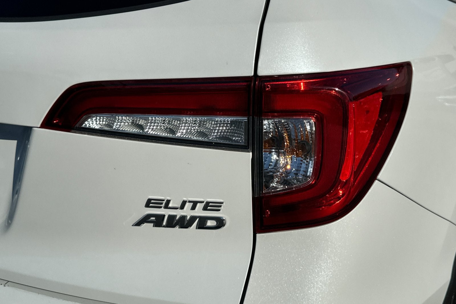 2021 Honda Pilot AWD Elite