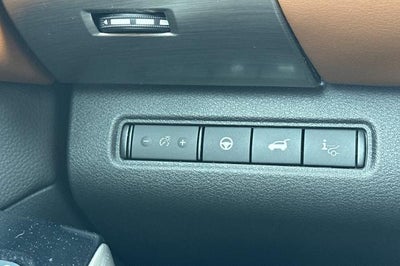 2023 Nissan Pathfinder Platinum FWD