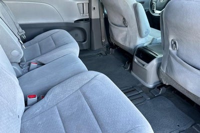 2015 Toyota Sienna LE AAS