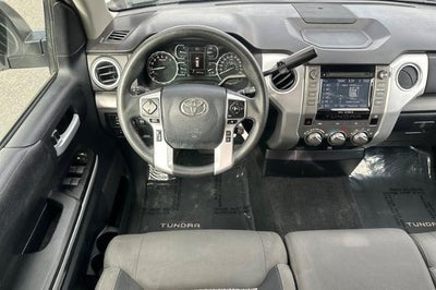 2018 Toyota Tundra SR5 5.7L V8