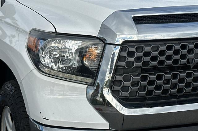 2018 Toyota Tundra SR5 5.7L V8