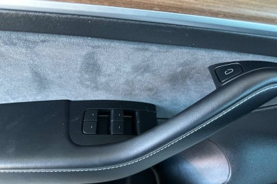 2022 Tesla Model 3 Base