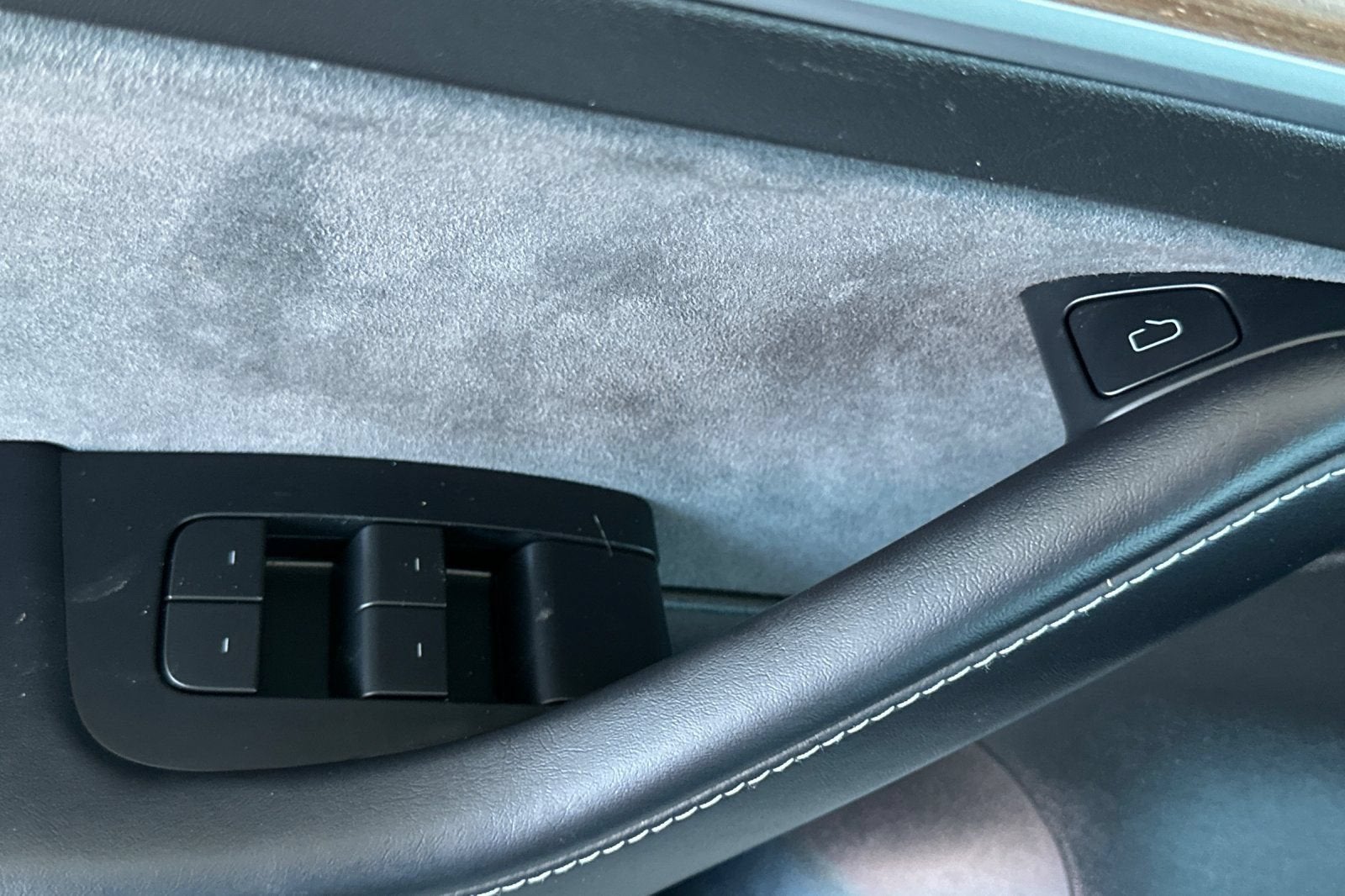 2022 Tesla Model 3 Base
