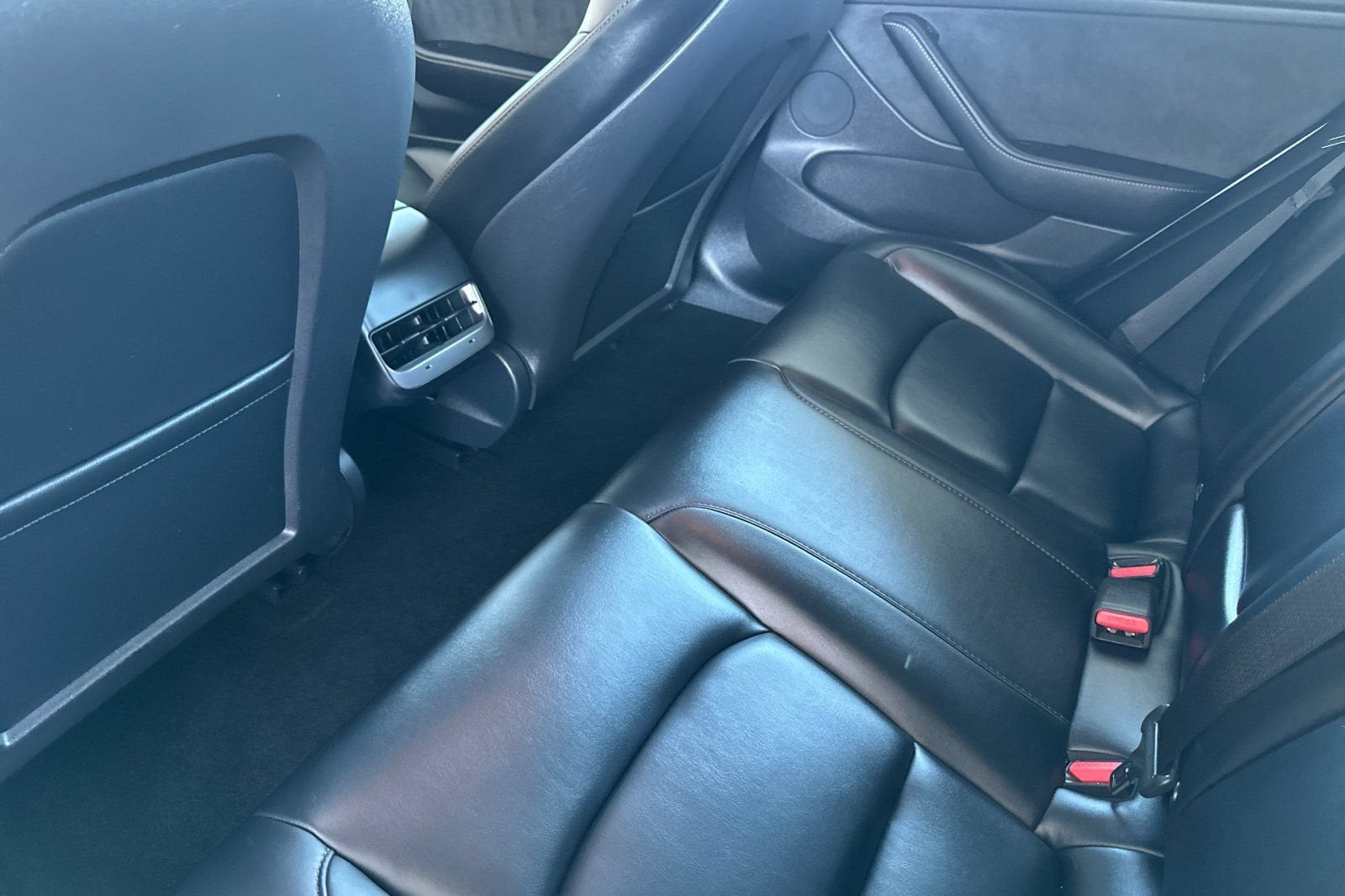 2022 Tesla Model 3 Base