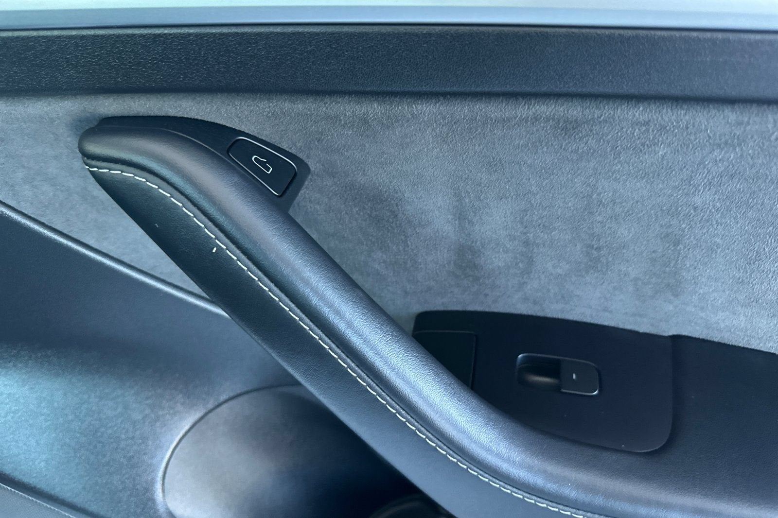 2022 Tesla Model 3 Base
