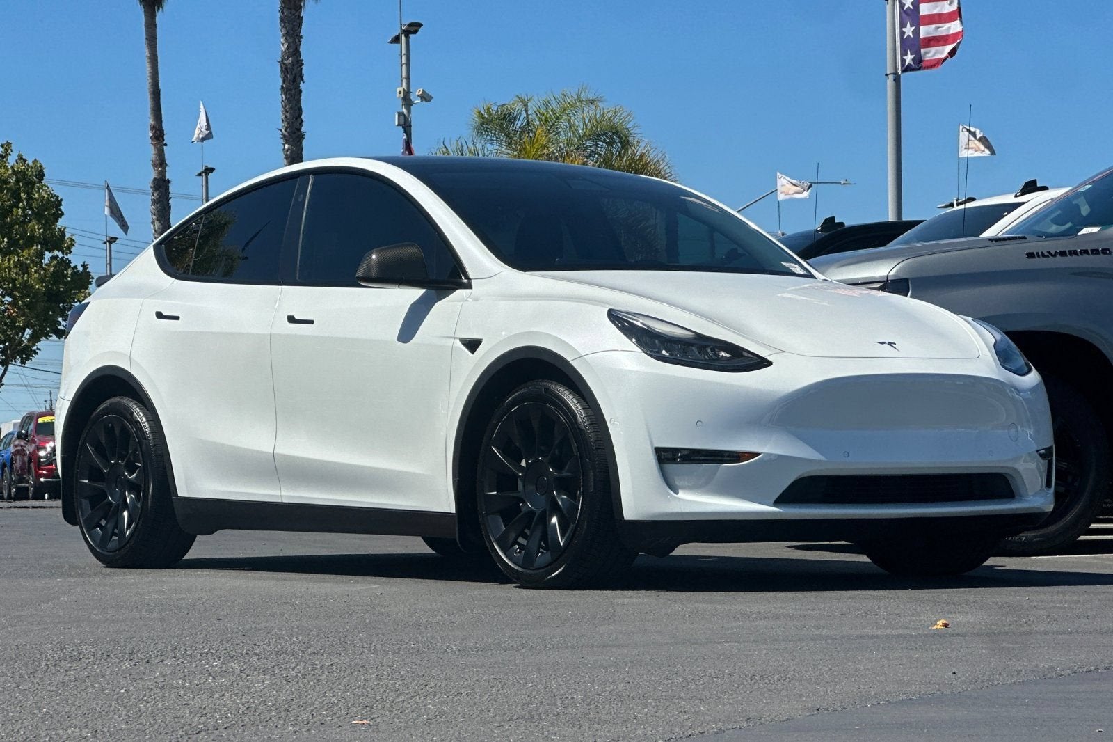 Used 2021 Tesla Model Y Long Range with VIN 5YJYGDEE9MF152750 for sale in Fremont, CA