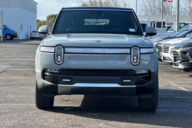2023 RIVIAN R1S Adventure