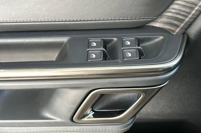 2023 RIVIAN R1S Adventure