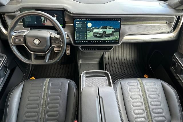 2023 RIVIAN R1S Adventure