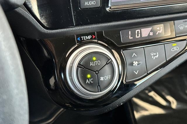 2015 Toyota Prius c One