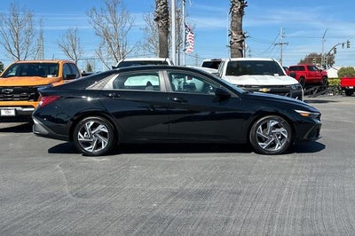 2025 Hyundai Elantra Hybrid SEL Sport