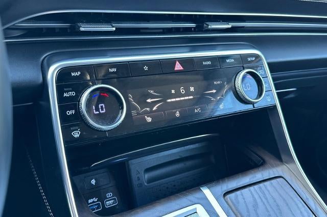 2024 Genesis GV80 Base