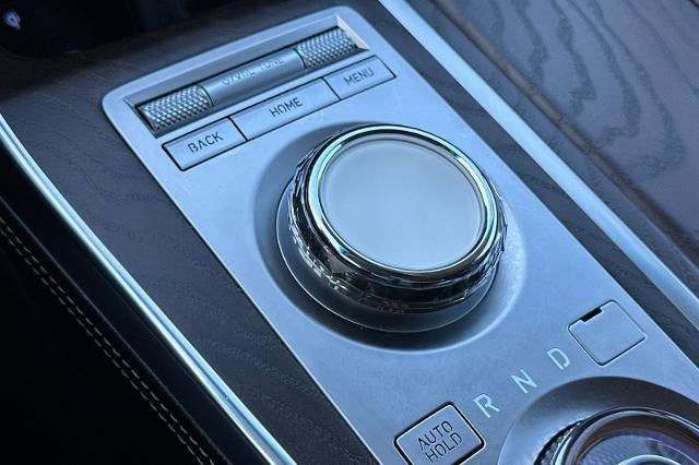 2024 Genesis GV80 Base
