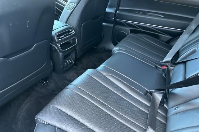 2024 Genesis GV80 Base