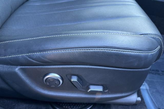 2024 Genesis GV80 Base