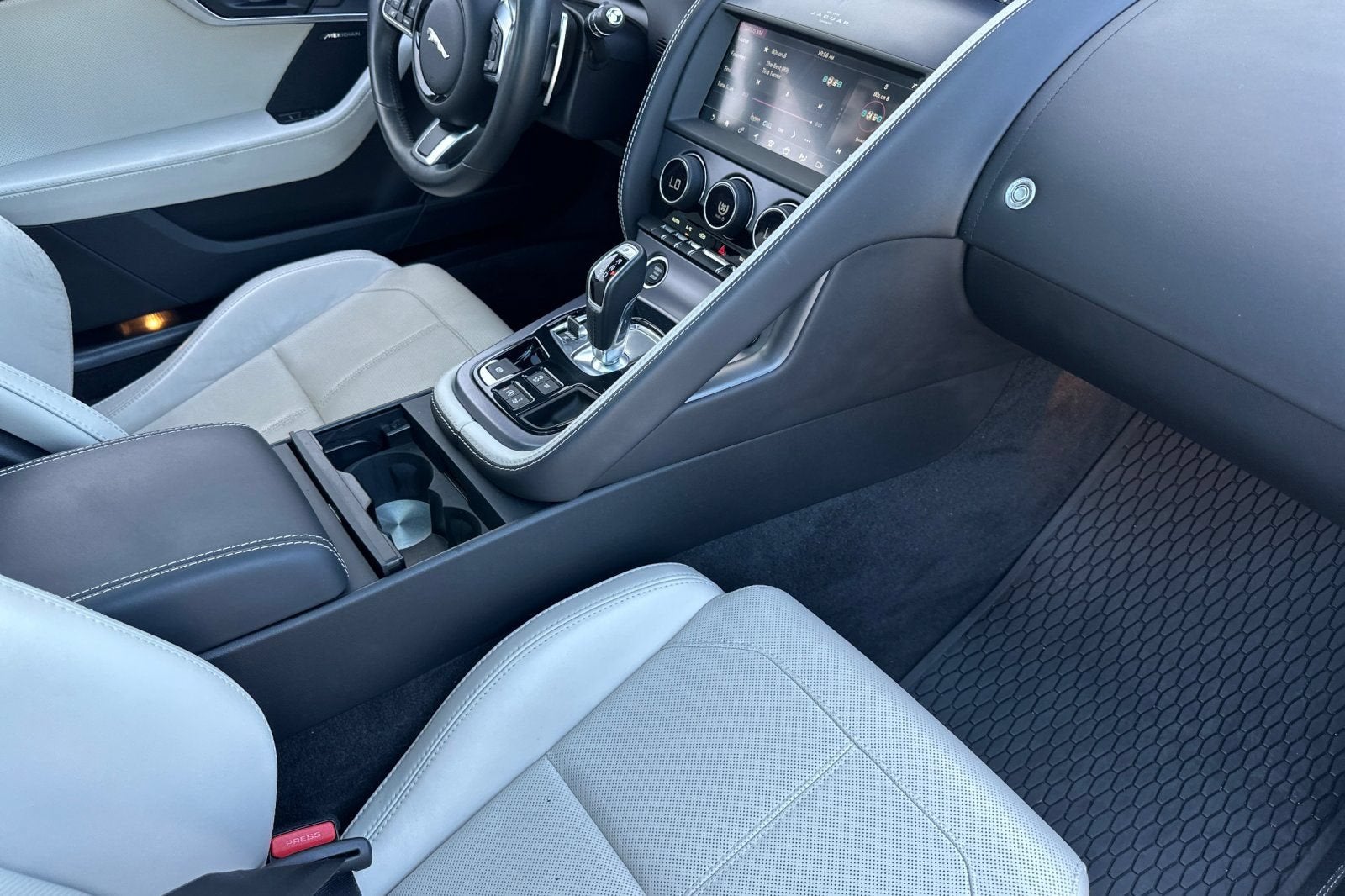 2021 Jaguar F-TYPE Coupe P300 RWD Automatic