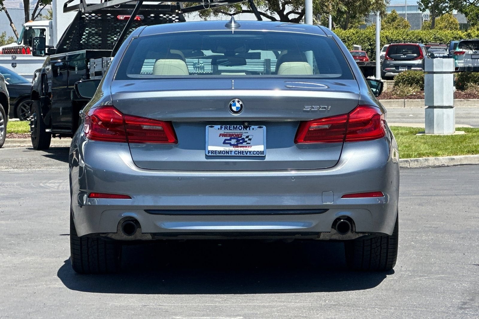 2017 BMW 530i 530i