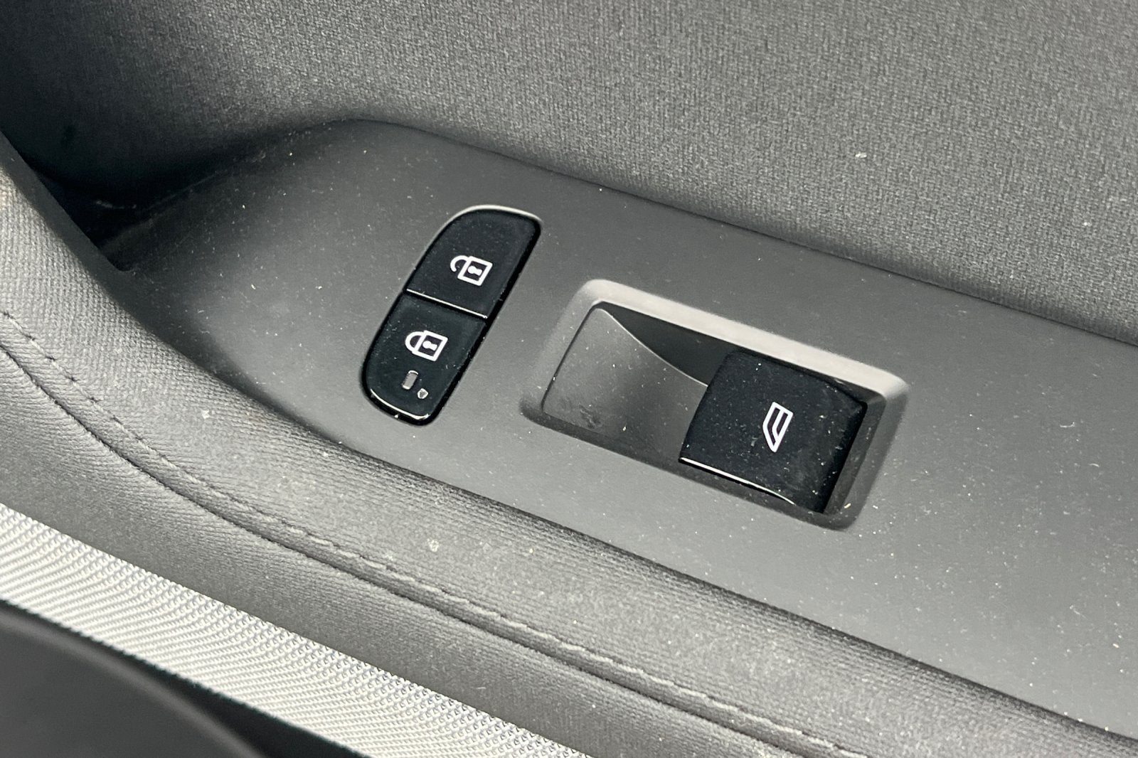 2024 POLESTAR 2 Base