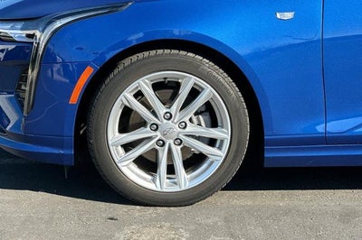 2023 Cadillac CT4 Luxury