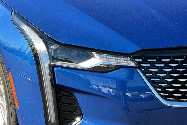 2023 Cadillac CT4 Luxury