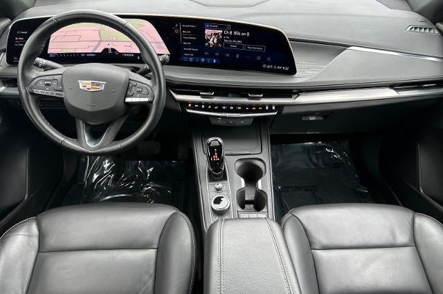 2025 Cadillac XT4 Premium Luxury