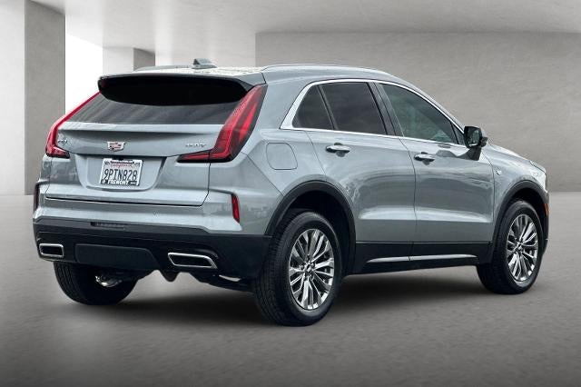 2025 Cadillac XT4 Premium Luxury