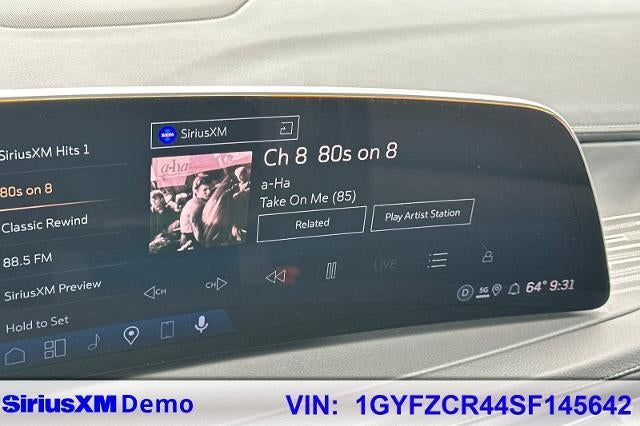 2025 Cadillac XT4 Premium Luxury