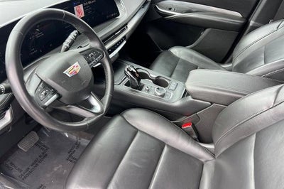 2024 Cadillac XT4 Premium Luxury
