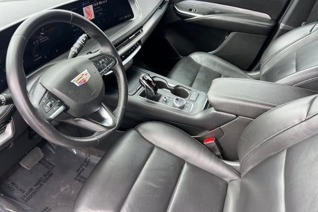 2024 Cadillac XT4 Premium Luxury