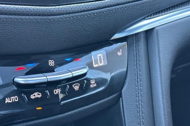2023 Cadillac XT5 Sport