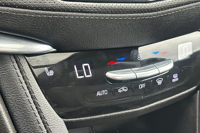 2023 Cadillac XT6 Luxury