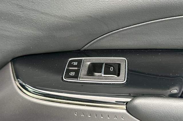 2024 Cadillac LYRIQ Luxury 1