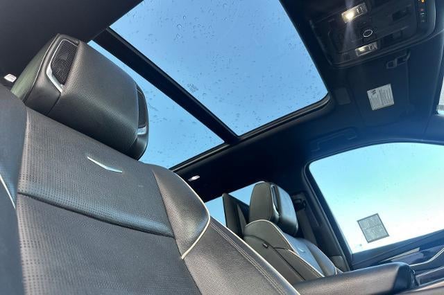 2023 Cadillac Escalade Sport