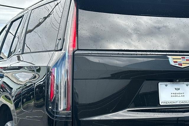 2023 Cadillac Escalade Sport