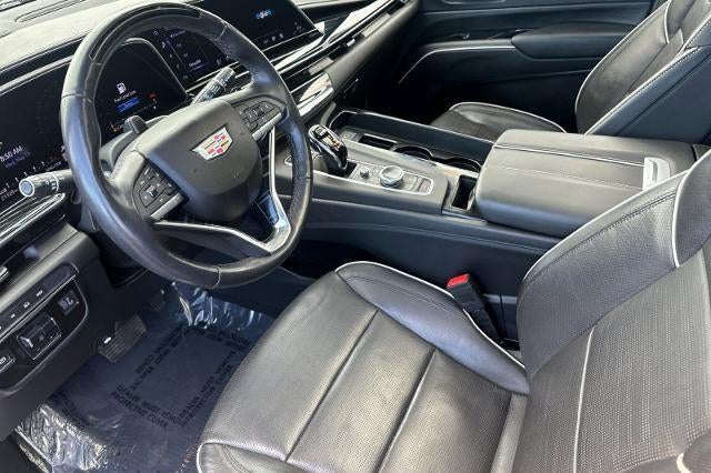 2023 Cadillac Escalade Sport
