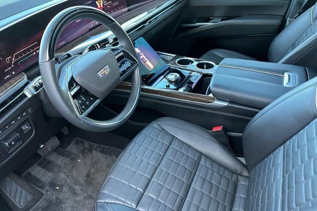 2025 Cadillac Escalade Sport Platinum